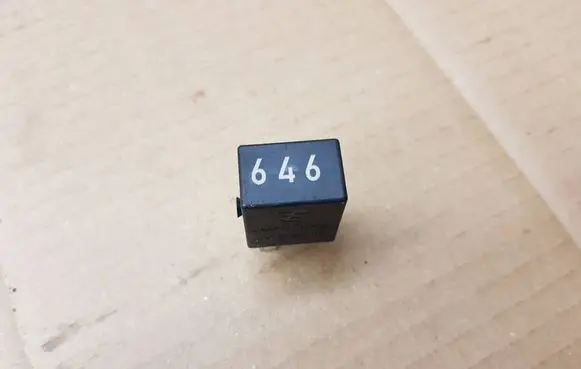 Volkswagen Eos Other relay 4H0951253C V23374A1001X010