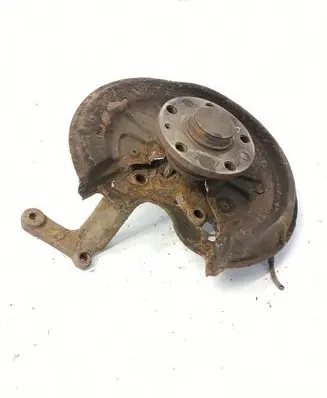 Volkswagen Golf V Rear wheel hub