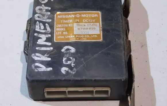 Nissan Primera Other control units/modules 1106957J00