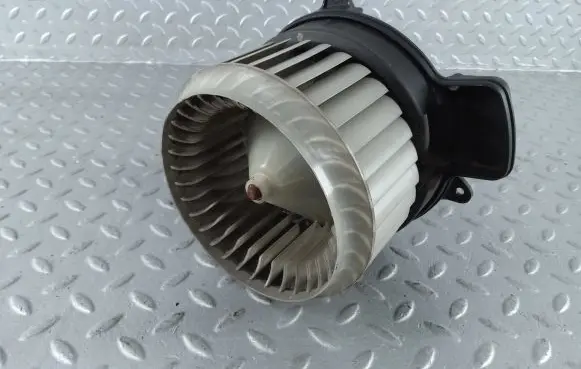 Audi A8 S8 D4 4H Heater fan/blower 4H1820021B CZ0160701265