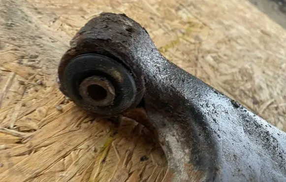 Opel Zafira A Front lower control arm/wishbone