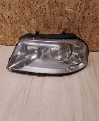 Volkswagen Sharan Headlight/headlamp 0301182201