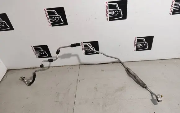 Volkswagen Touran I Air conditioning (A/C) pipe/hose 1T0820741T