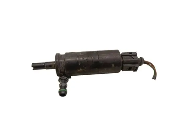 Skoda Octavia Mk2 (1Z) Headlight washer pump 3B7955681 3B755681