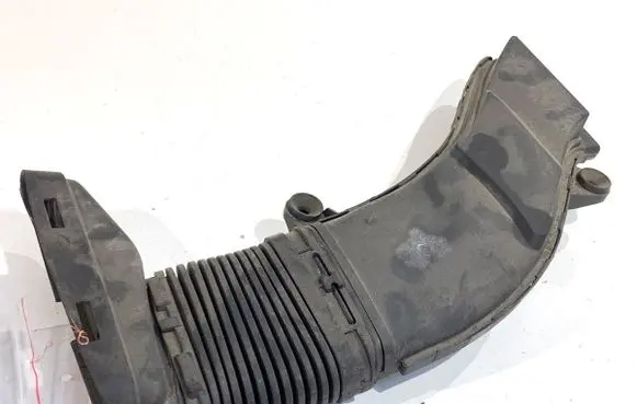 Mercedes-Benz C W205 Air intake hose/pipe A2760902537