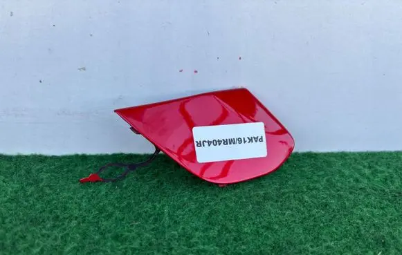 Renault Captur Front tow hook cap/cover 511802661R