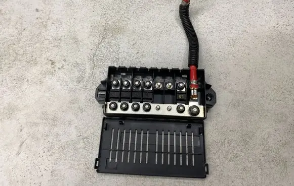 Positive wiring loom