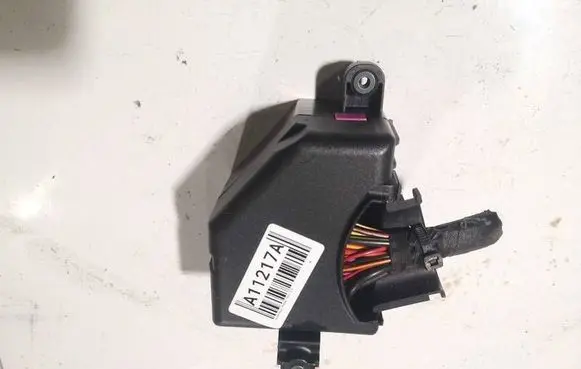 Volkswagen PASSAT B6 Fuse box set 