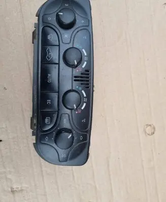 Mercedes-Benz C W203 Climate control unit A2038300785 B004736 9140010479