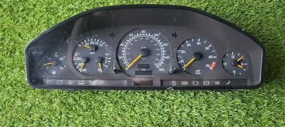 Mercedes-Benz S W140 Speedometer (instrument cluster) 1404406211