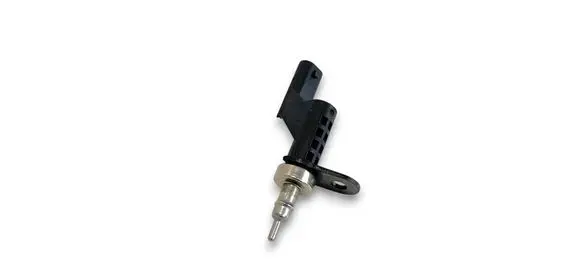 Hyundai Kona I Coolant temperature sensor 2M450 52385 0D1A2M450