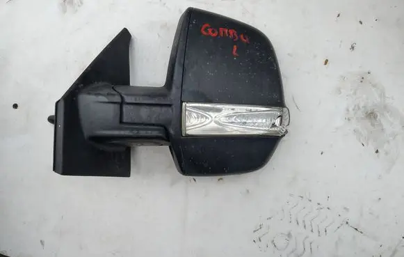 Opel Combo D Front door electric wing mirror