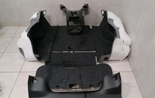 Ford Mustang VI Trunk/boot trim cover FR3Z6111600AA