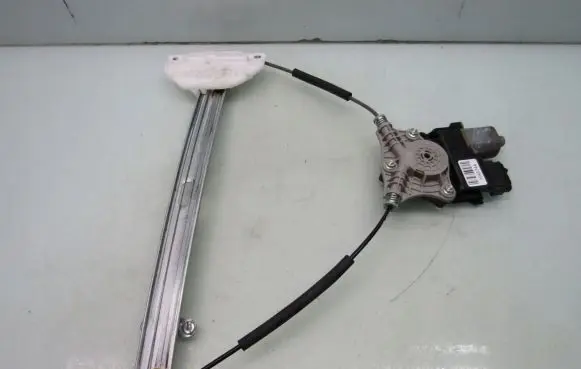 KIA Stonic Front door window regulator with motor 82460H8010 F00S1W2194