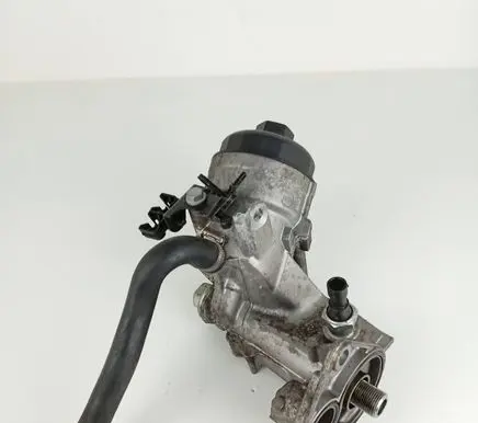 Opel Astra J Engine oil radiator 97385813 67402785806
