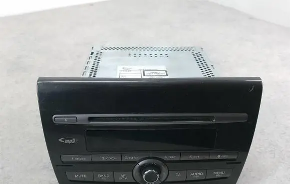 Fiat Bravo Radio/CD/DVD/GPS head unit 735484418