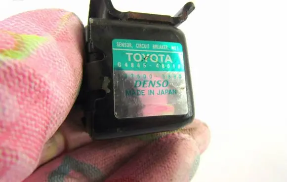 Lexus RX 330 - 350 - 400H Airbag deployment crash/impact sensor G484548010