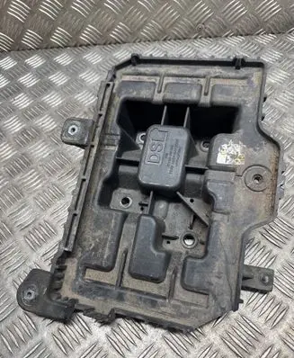 Hyundai Santa Fe Battery box tray 371502W100