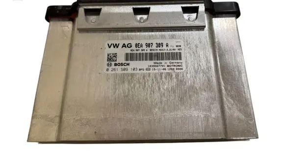 Volkswagen e-Golf Engine control unit/module 0EA907309A 0AA907309A 0261S09103