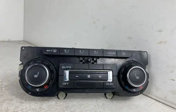 Skoda Yeti (5L) Climate control unit 3T0907044BE 5HB00974965 SW0402