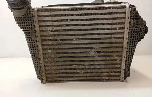 Porsche Macan (95B) Intercooler radiator 95B145804E
