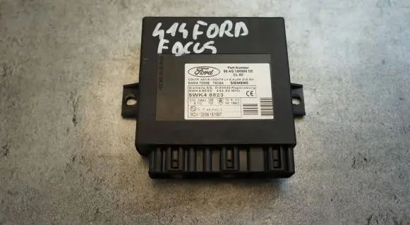 Ford Focus Comfort/convenience module 5WK48823 98AG15K600DE