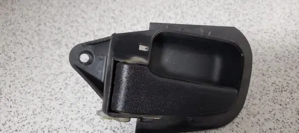 BMW 3 E36 Front door interior handle 1960829
