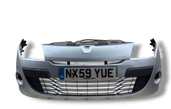Renault Megane III Front bumper 620220004R
