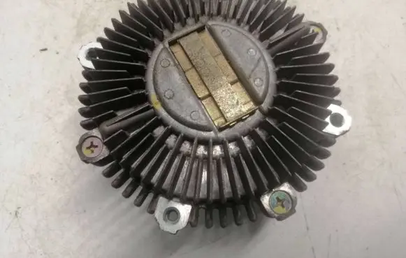 Mitsubishi L200 Viscous fan clutch 