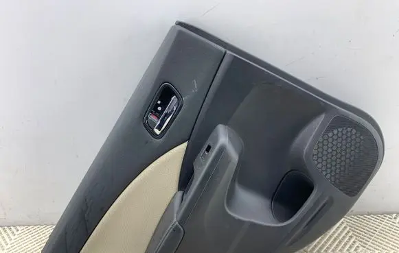 Honda CR-V Rear door card panel trim 