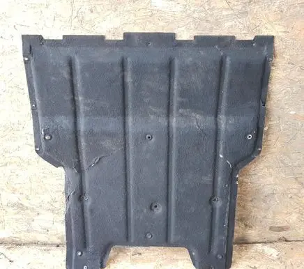 Audi Q3 8U Engine splash shield/under tray