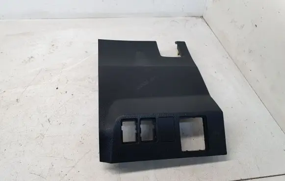 Toyota RAV 4 (XA40) Mirror switch trim 5554542080