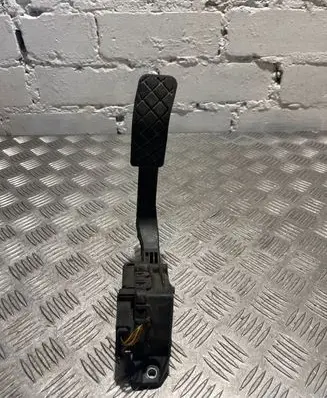 Audi A6 S6 C6 4F Accelerator throttle pedal 4F1721523B