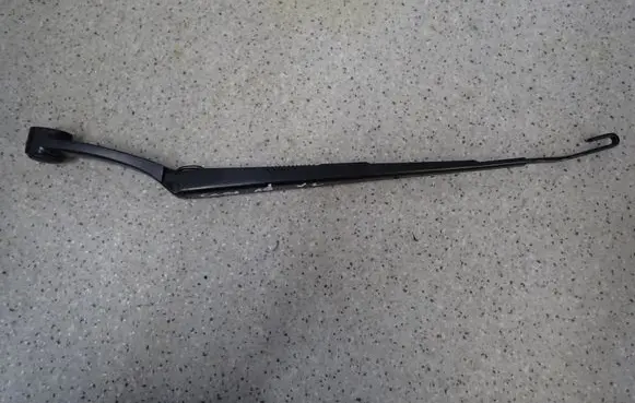 KIA Ceed Front wiper blade arm