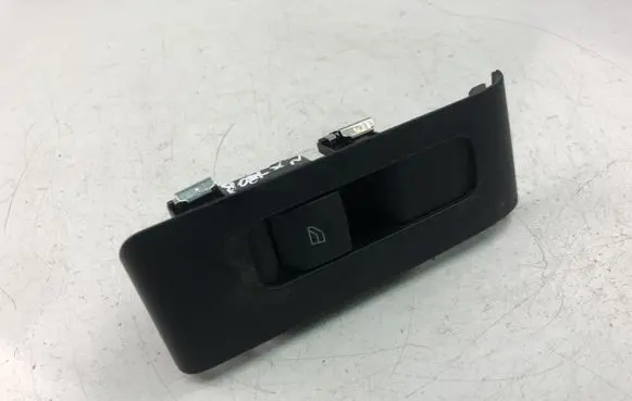 Volvo XC40 Electric window control switch 2057239X