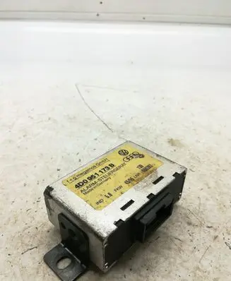 Audi A6 S6 C4 4A Alarm control unit/module 4D0951173B