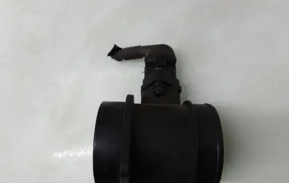 Volvo XC70 Mass air flow meter 0280218088