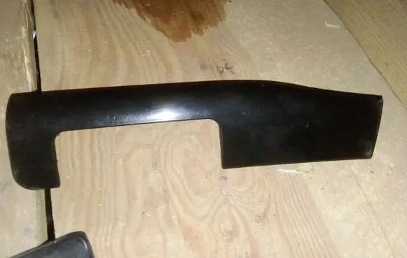 BMW 3 E46 Dashboard glove box trim 8196101
