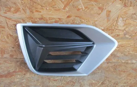 Audi Q3 F3 Front bumper lower grill 83A807681B