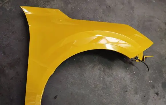 Peugeot 208 Fender