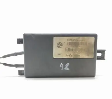 Volkswagen Touareg I Antenna control unit 7L6035507J