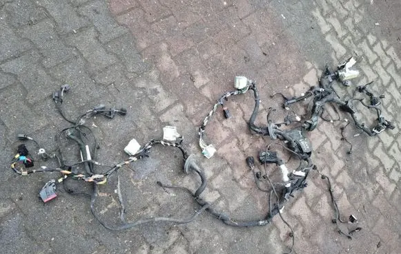 Ford Focus Engine installation wiring loom JX6T91