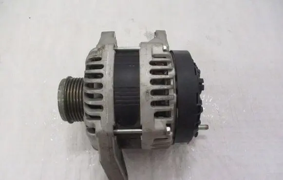 Mitsubishi ASX Generator/alternator 1800A567