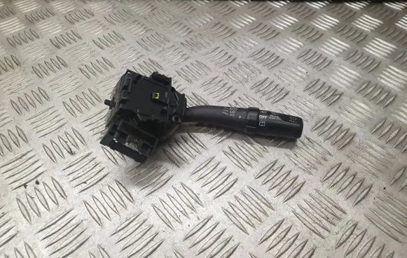Toyota Corolla Verso AR10 Wiper control stalk 173654LH