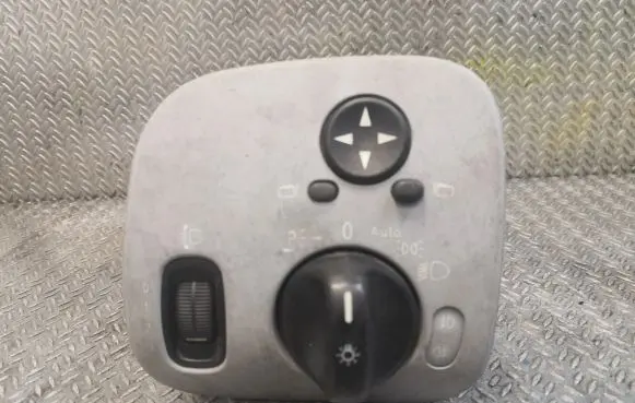 Mercedes-Benz C W203 Light switch 2035451404