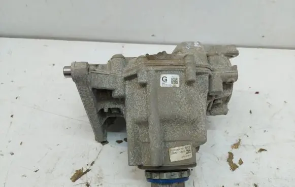 BMW 1 F40 Gearbox transfer box case 7934642