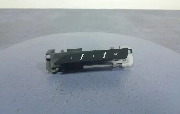 Audi A8 S8 D2 4D Seat heating switch 4N0959769B