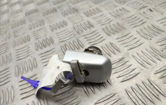 Volvo V70 Front door lock (next to the handle) 30784963