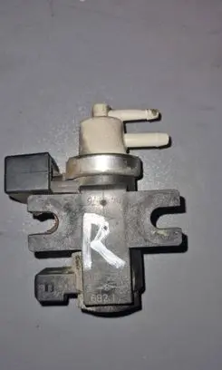 Volvo V70 Turbo solenoid valve 30637251