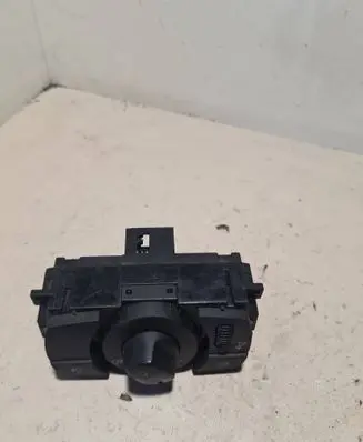 Light switch